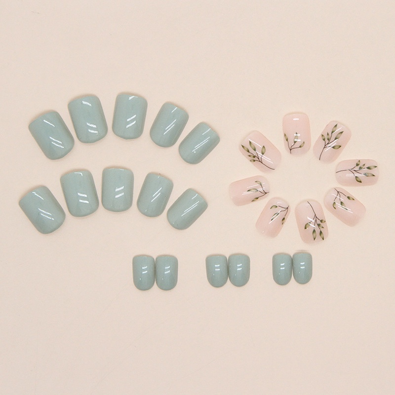 Bamboo leaves short nails