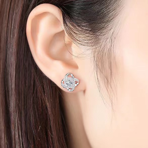 Knot Earrings