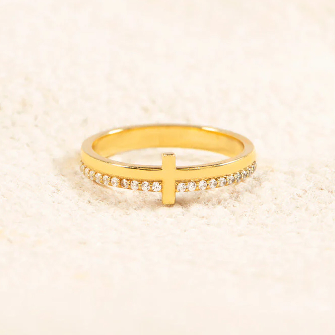 For Daughter - Whenever You Feel Overwhelmed, Always Remember To Pray On It Engraved Diamond Cross Ring