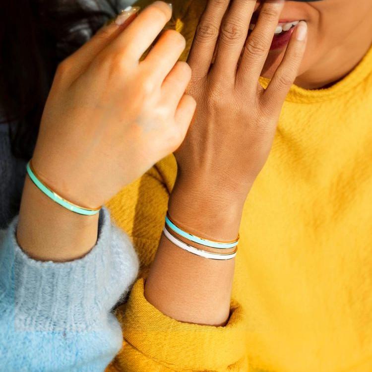 Side By Side Or Miles Apart Sisters Are Always Connected By Heart Cyan Bracelet