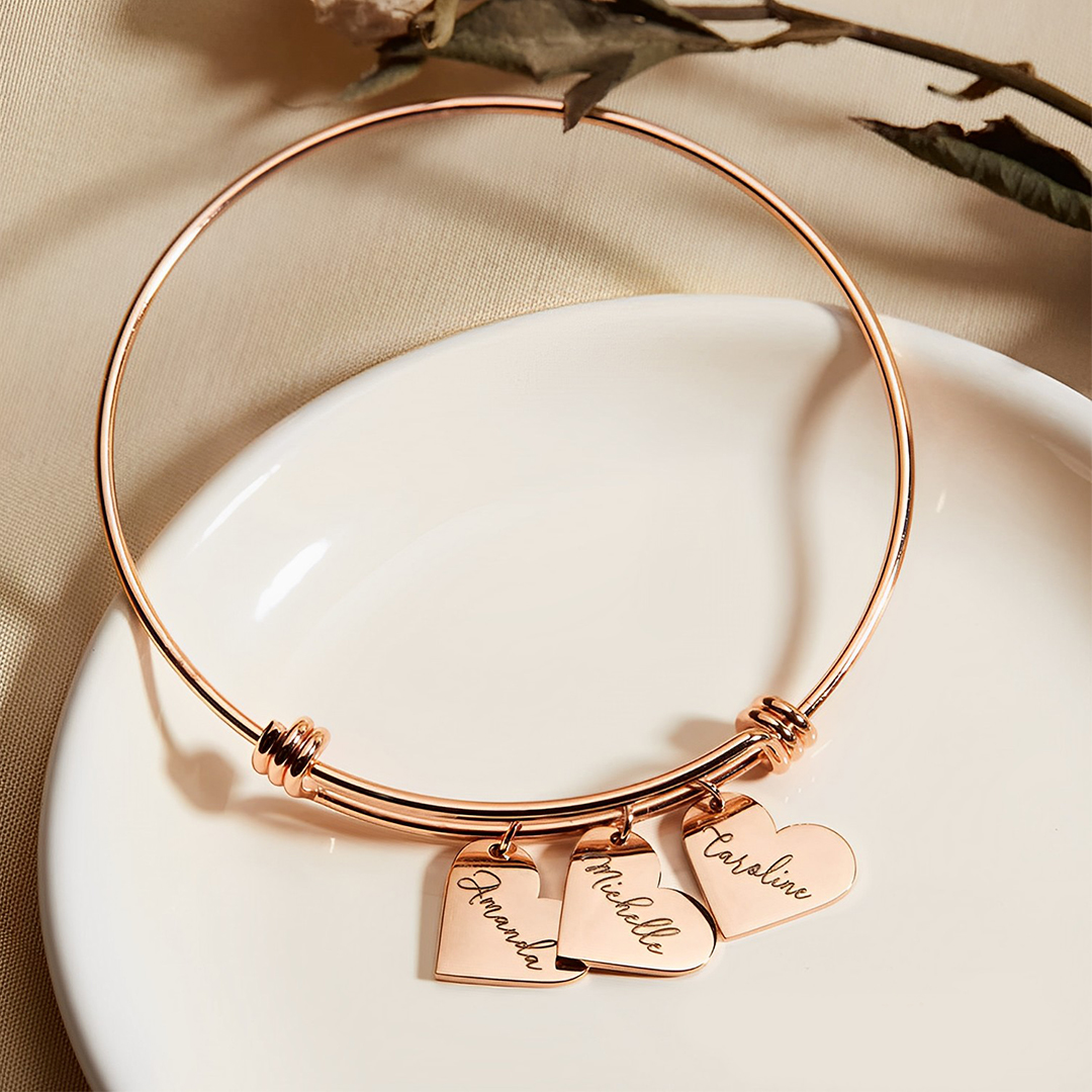For Mother - Moms Can Keep Their Kids In The Heart Custom Engraved Name Bracelet