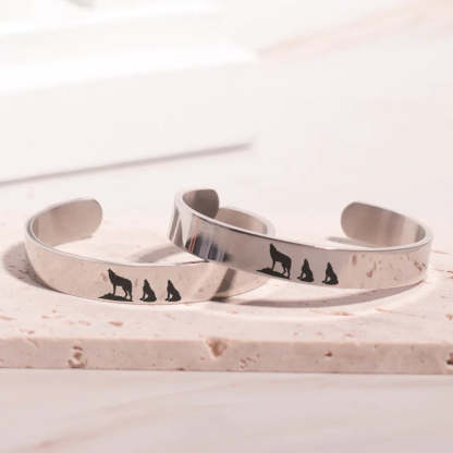 For Mom - Mama  Wolf Bracelet