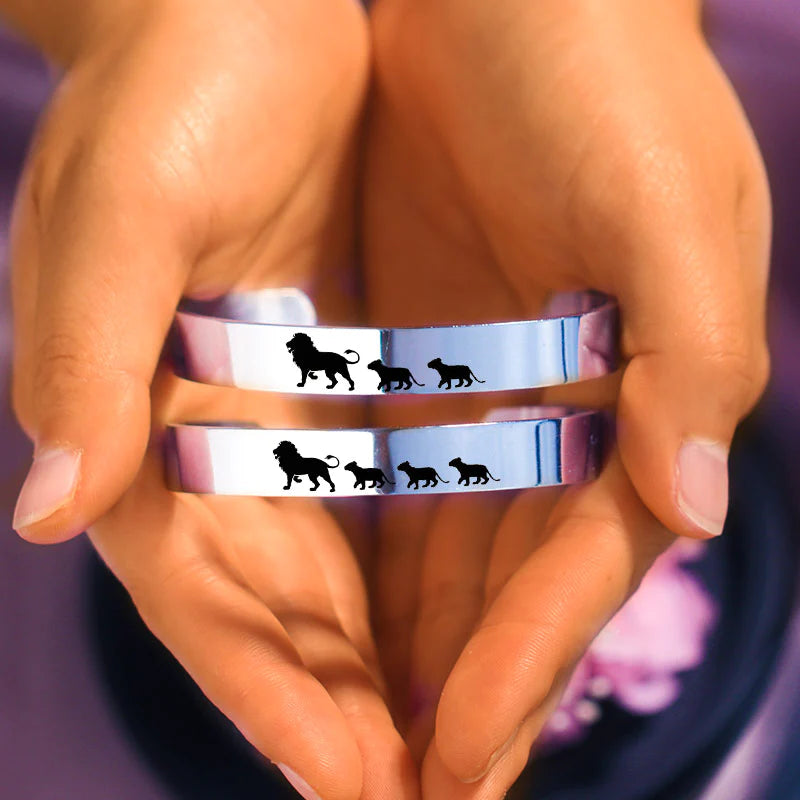 For Mom - Mama  Lion Bold Bracelet