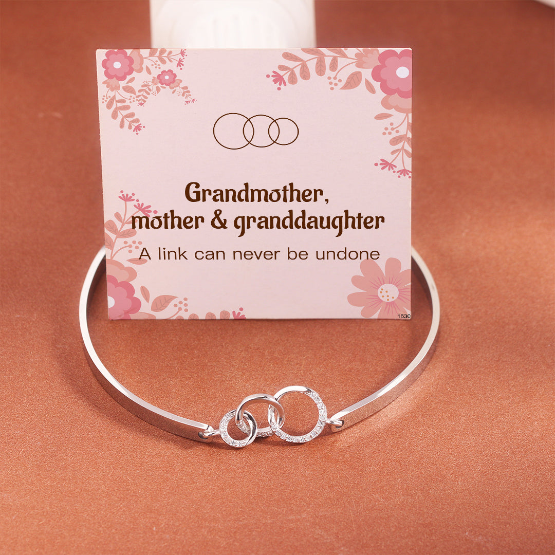 For Three Generations - A Link Can Never Be Undone Three Circle Bracelet