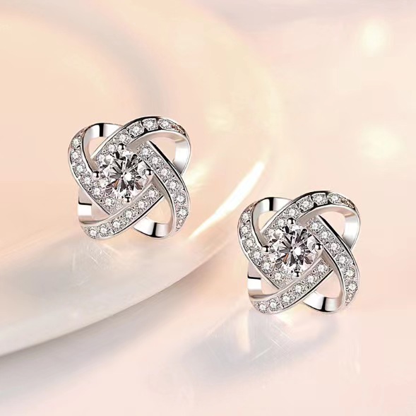 Knot Earrings