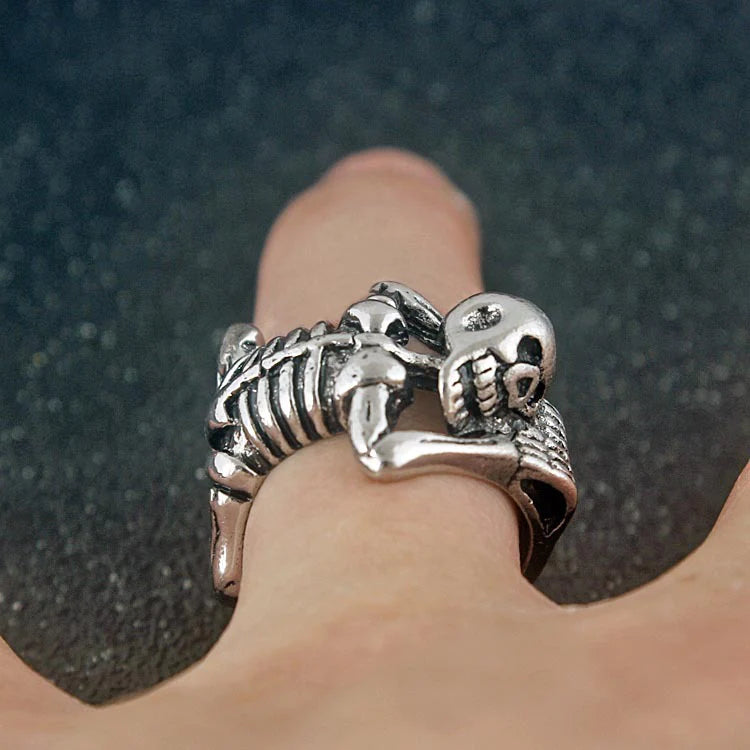 Gothic Skull Ring