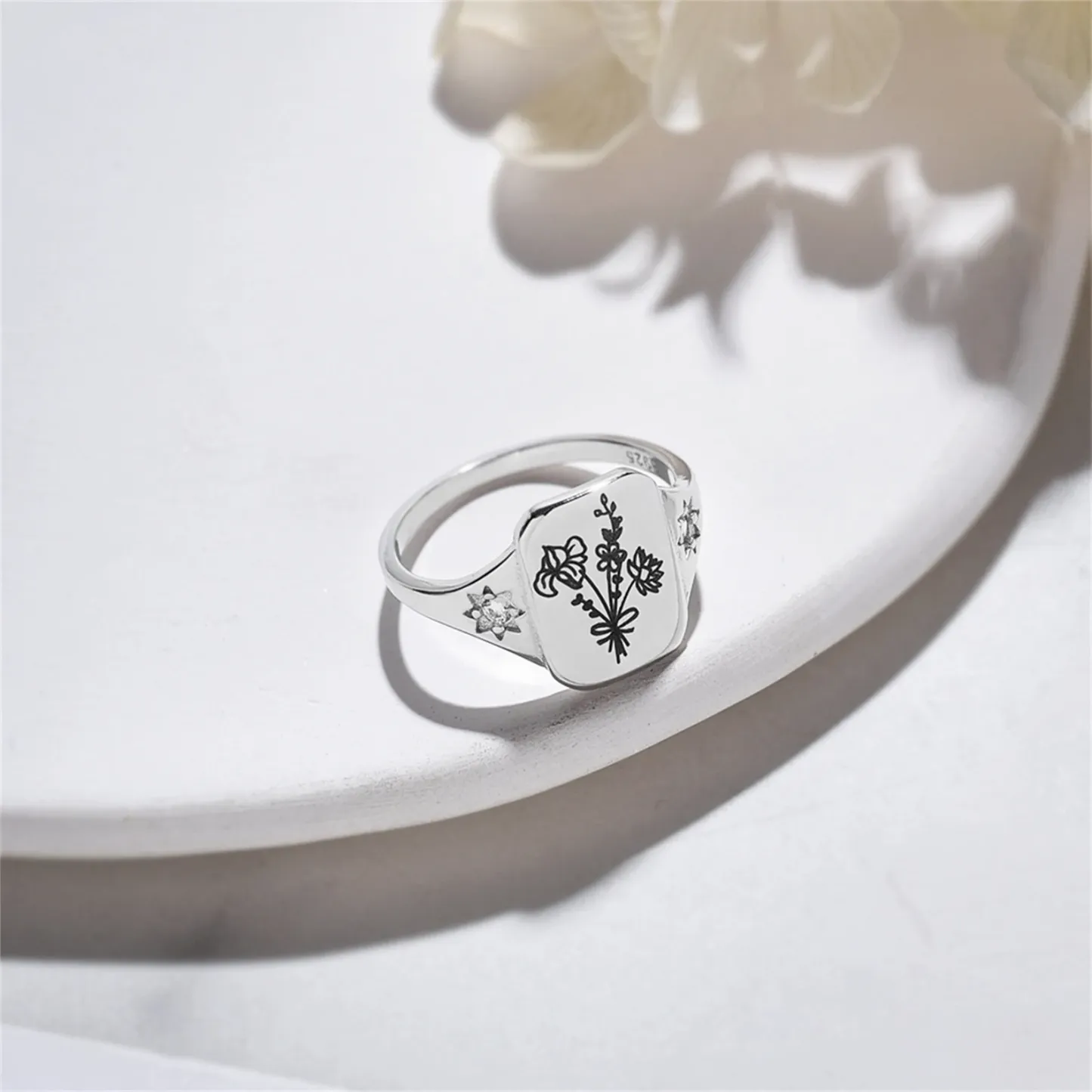 S925 Customized Diamond Birth Flower Ring