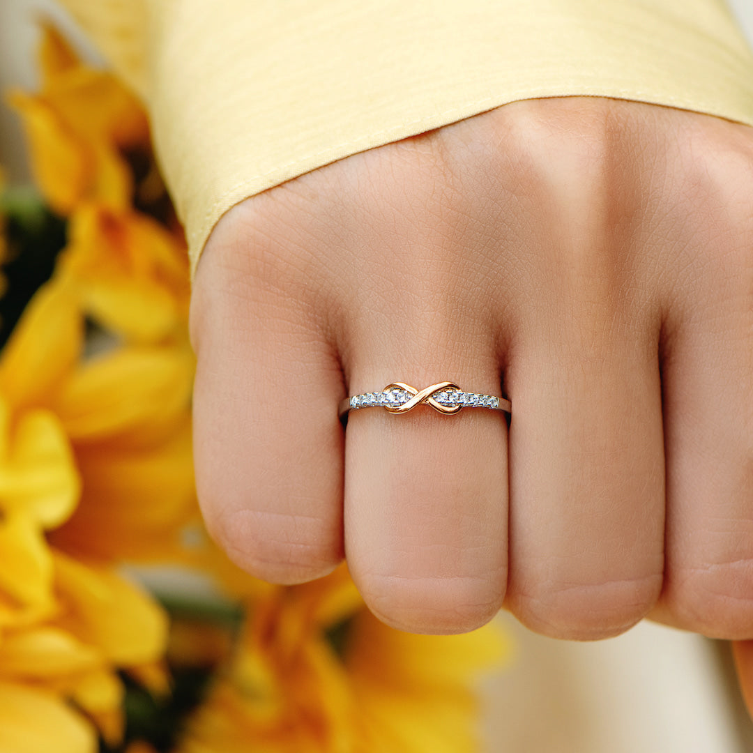 S925 Grandmother and Grandaughter Forever linked together Infinity Ring