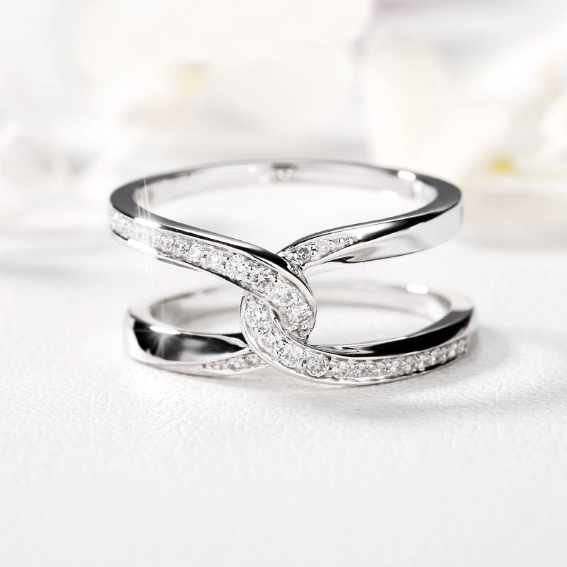 S925 No Matter How Busy We May be Our Hearts are Always Linked Together Cross Ring