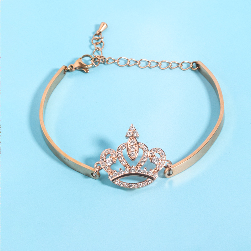For My Niece - Straighten Your Crown Crown Bracelet
