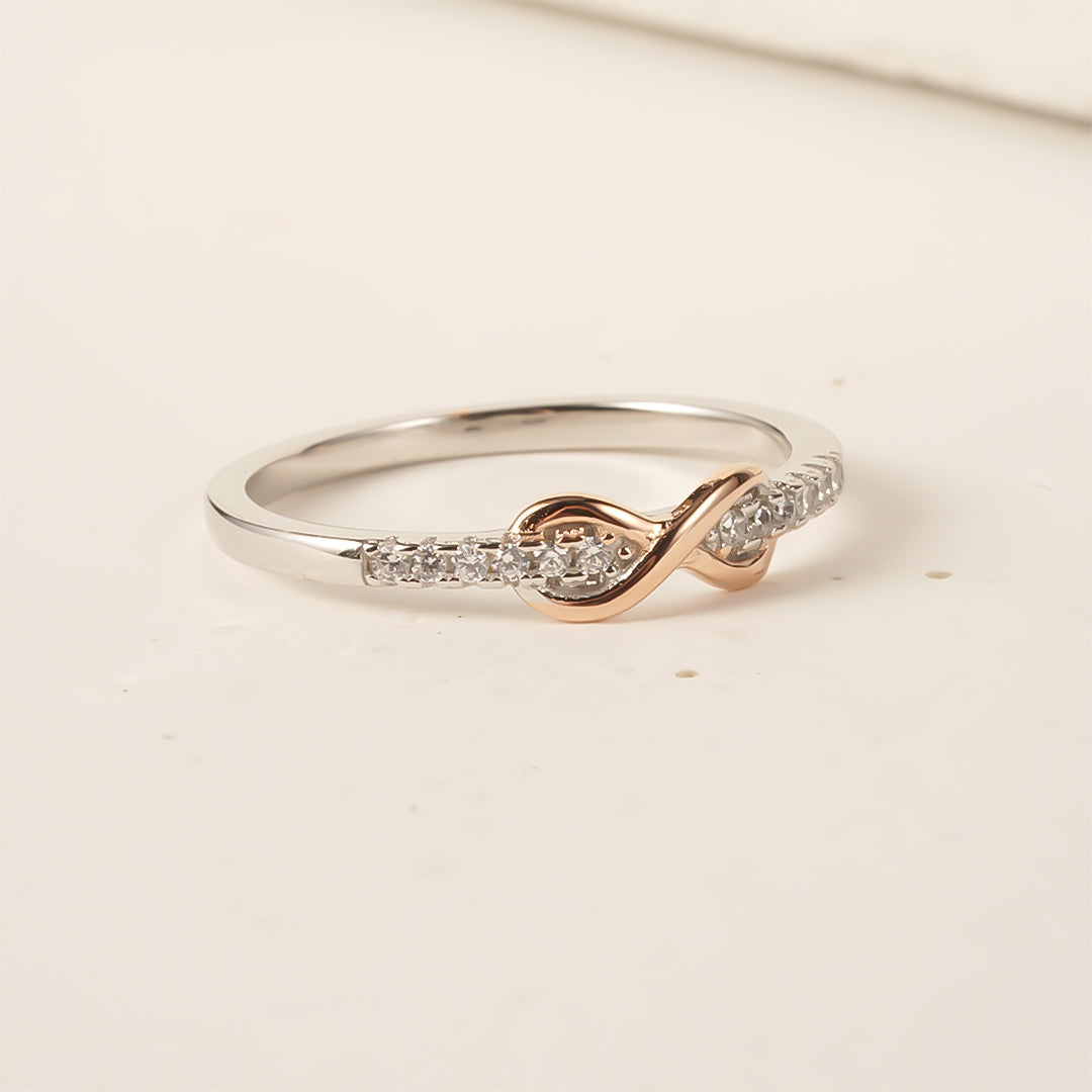 S925 Grandmother and Grandaughter Forever linked together Infinity Ring