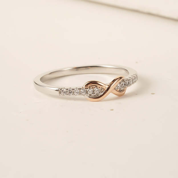 S925 Grandmother and Grandaughter Forever linked together Infinity Ring