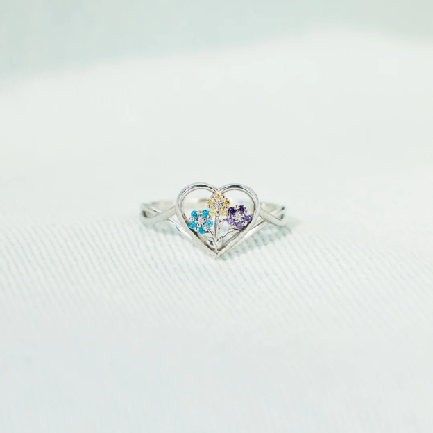 For Grandma/Mama - Grandma's/Mama's Wild Flowers Custom Birthstones Flower Heart Ring