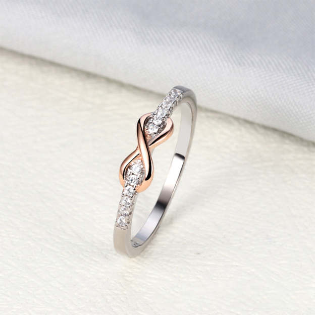 S925 Grandmother and Grandaughter Forever linked together Infinity Ring