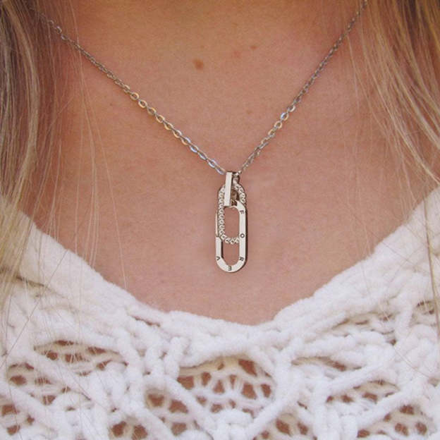 S925 The Love Between Aunt & Niece is Forever Sterling Silver Circle Necklace