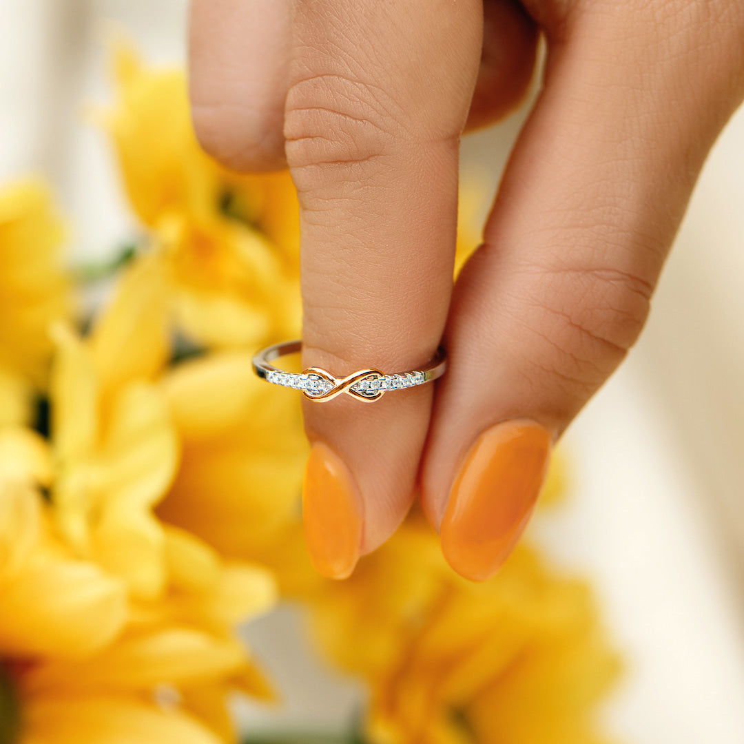 S925 Grandmother and Grandaughter Forever linked together Infinity Ring