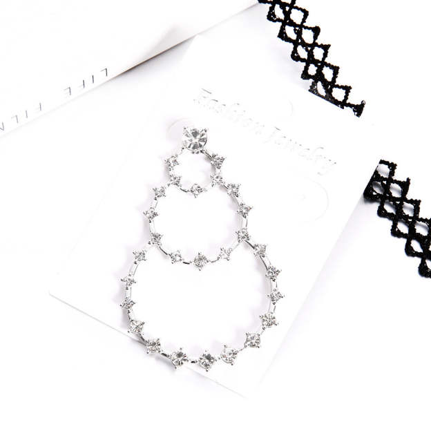 Round Diamond Earrings