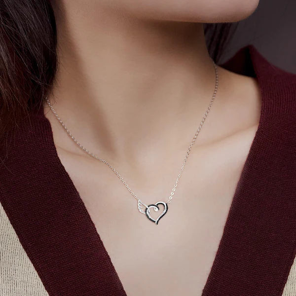 For Memorial - I Will Always Love You Mom Black Diamond Heart Wings Necklace