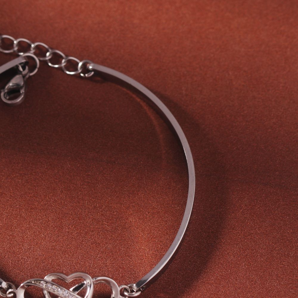 The Love Between Aunt & Niece Is Forever Heart Bracelets