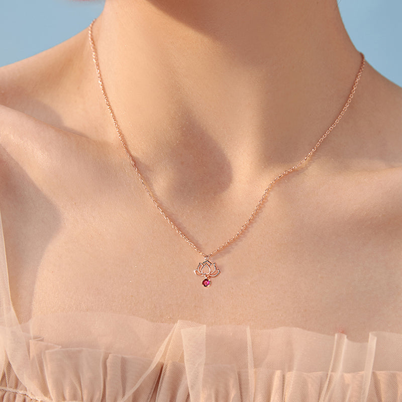 Hallow Lotus Necklace