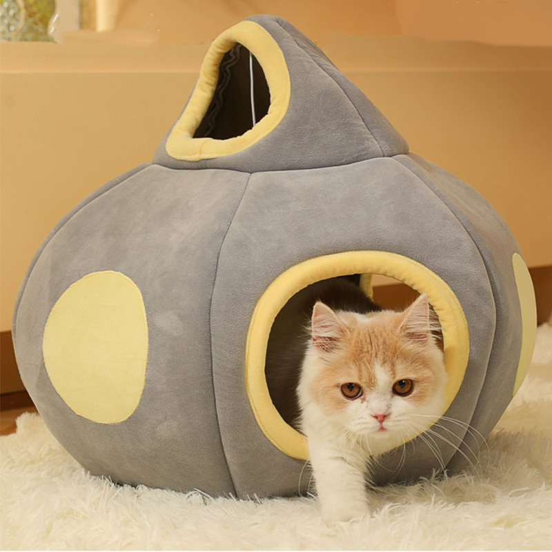 UFO Tunnel Cat House