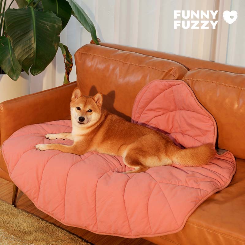 Calming Dog Blanket Leaf ShapeFunnyFuzzyUK