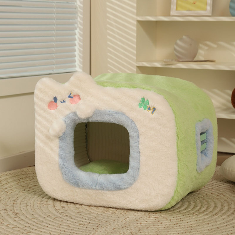 Adorable Spring Vitality Cat House