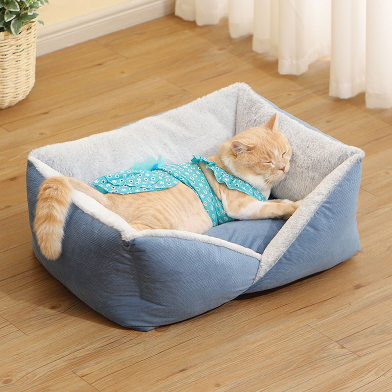 Warm Plush Enclosed Cat Cave Square Dog Bed