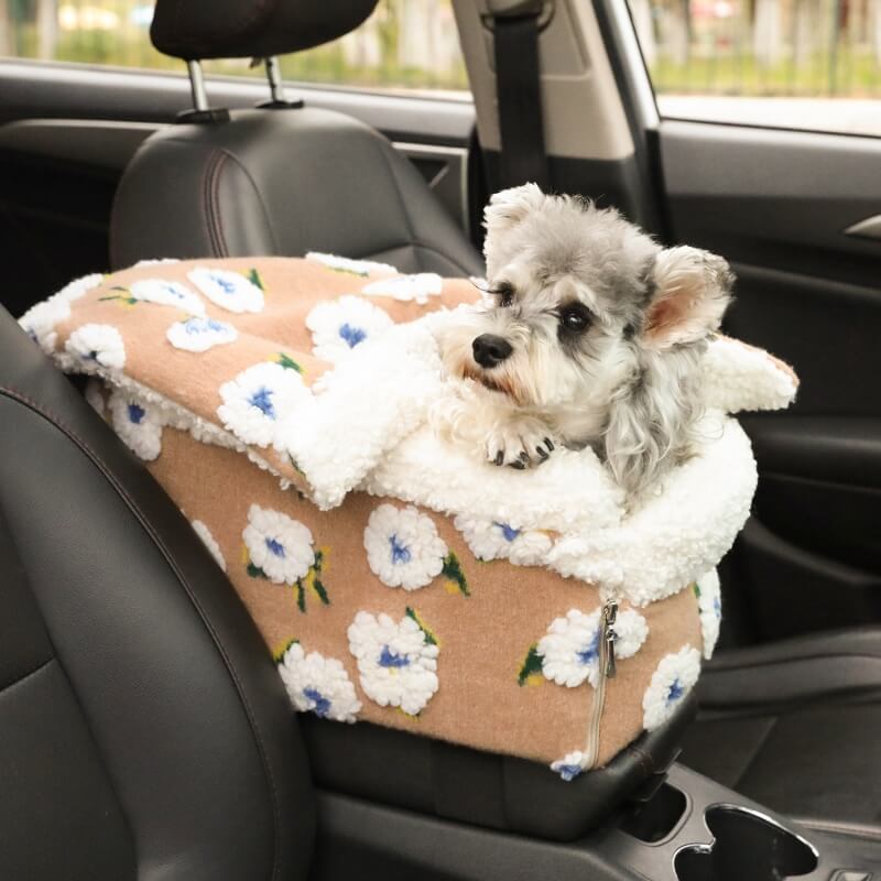 Flower Wool Fleece Dog Car Safety Seat Central Console Pet Car Seat