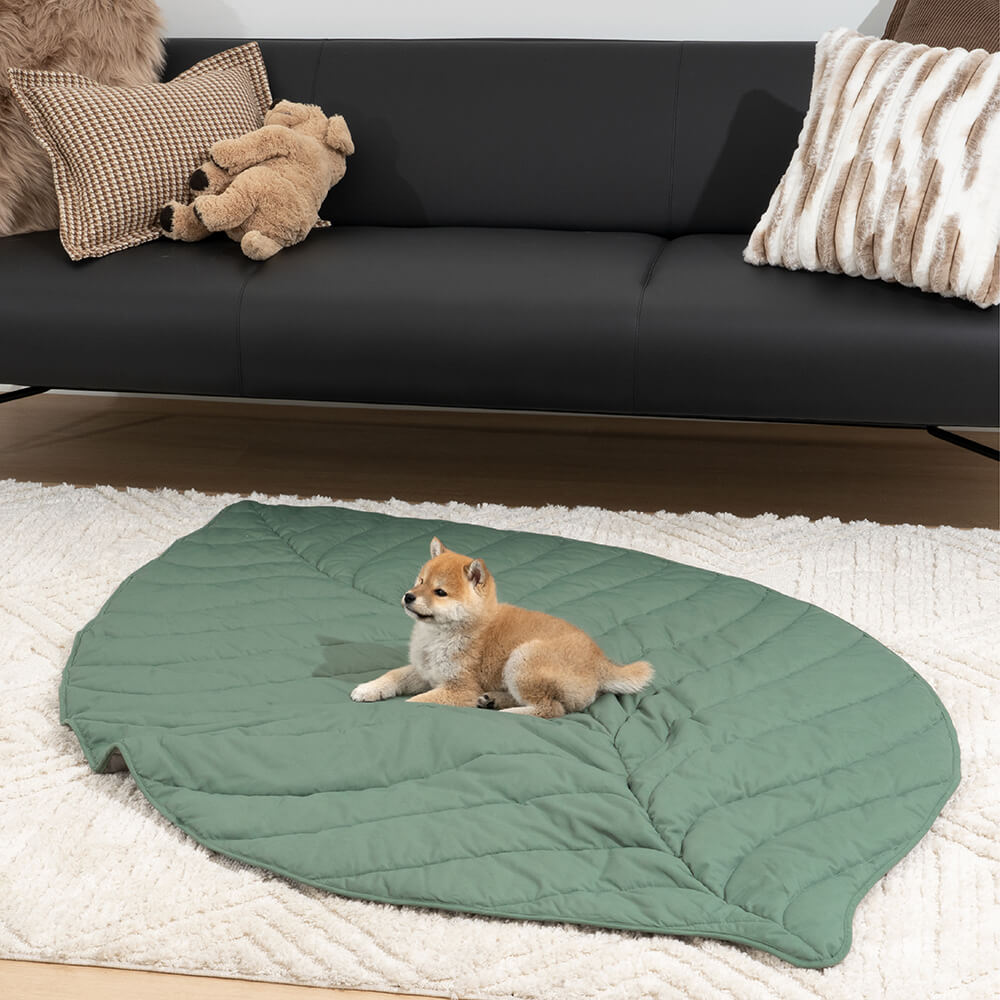 Calming Dog Blanket - Leaf Shape