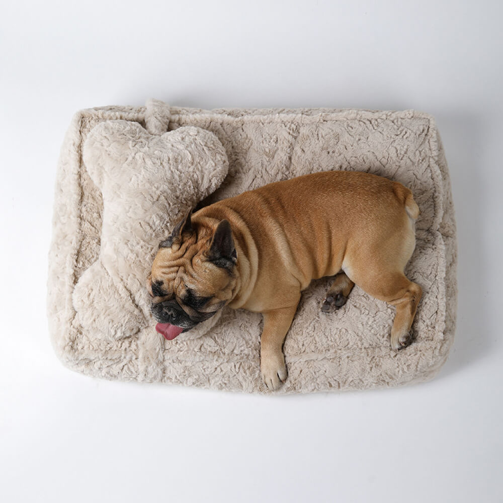 Pug shaped dog outlet bed