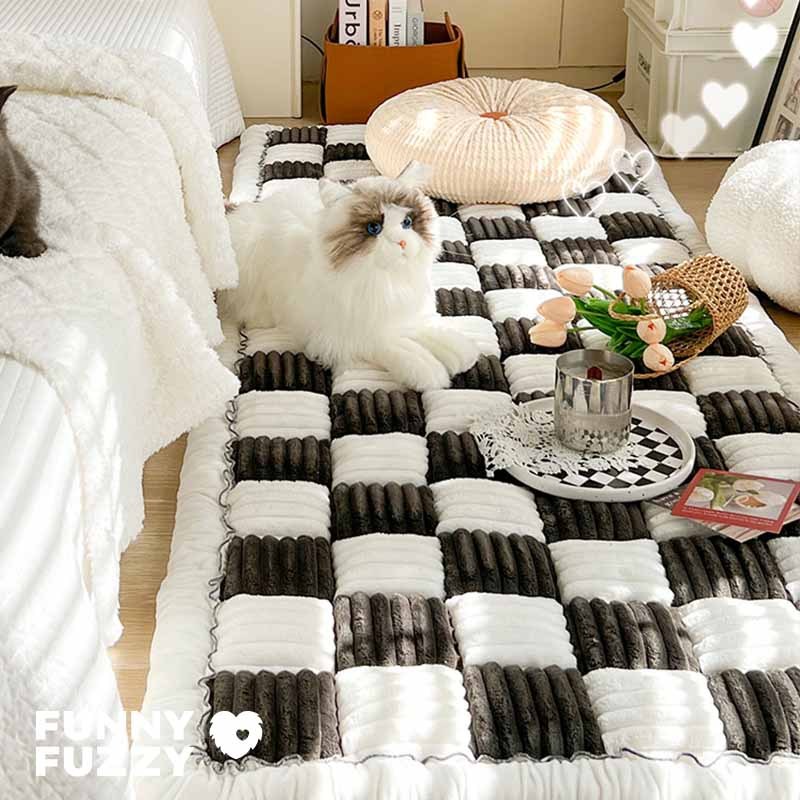 Cream-colored Large Plaid Square Pet Mat Bed