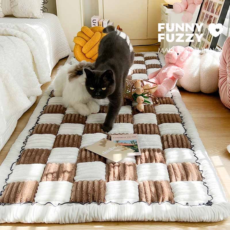 Cream-colored Large Plaid Square Pet Mat Bed