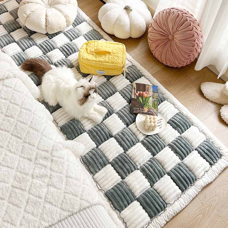 Cream-colored Large Plaid Square Pet Mat Bed