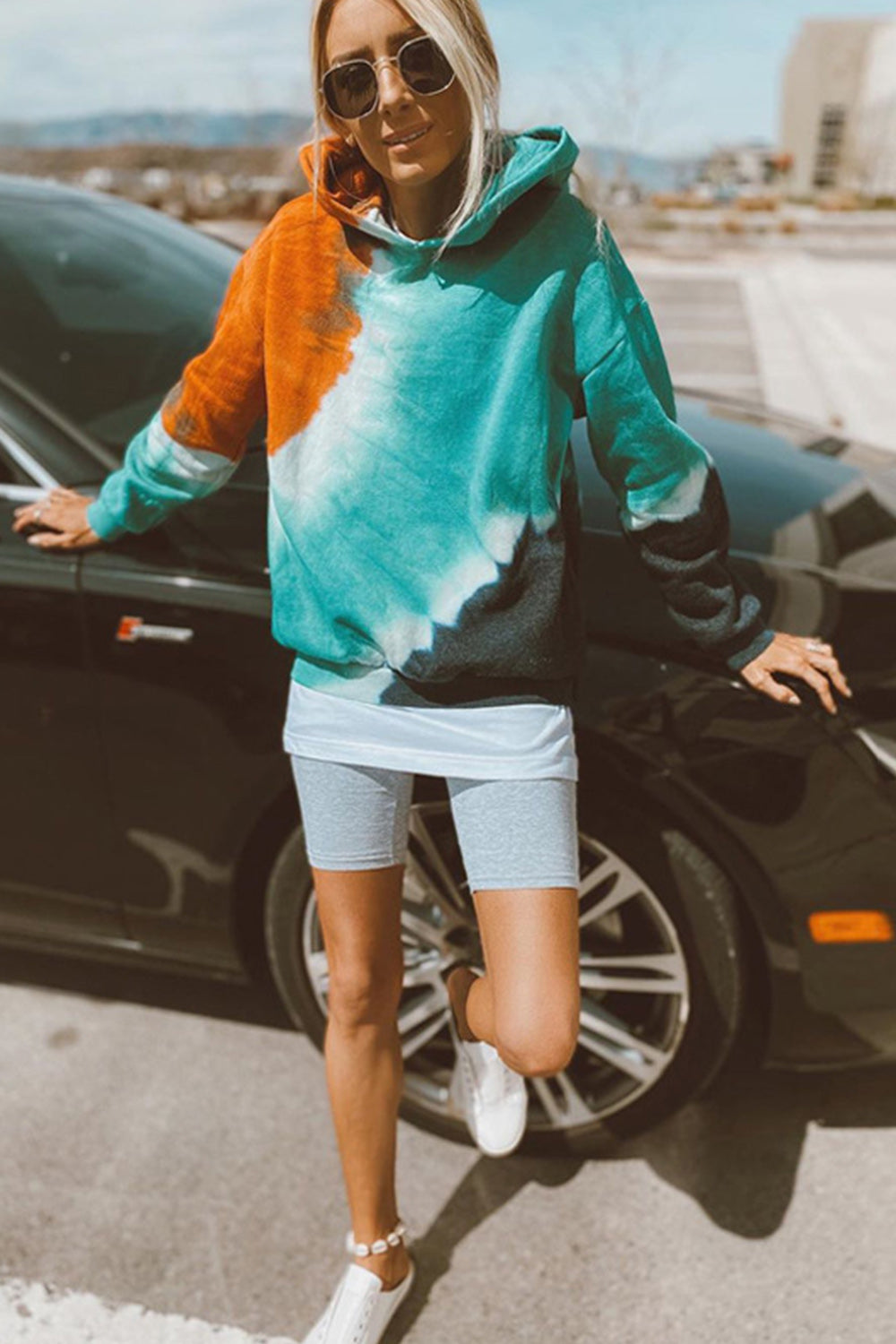 Loose Tie-dyed Hooded Sweater