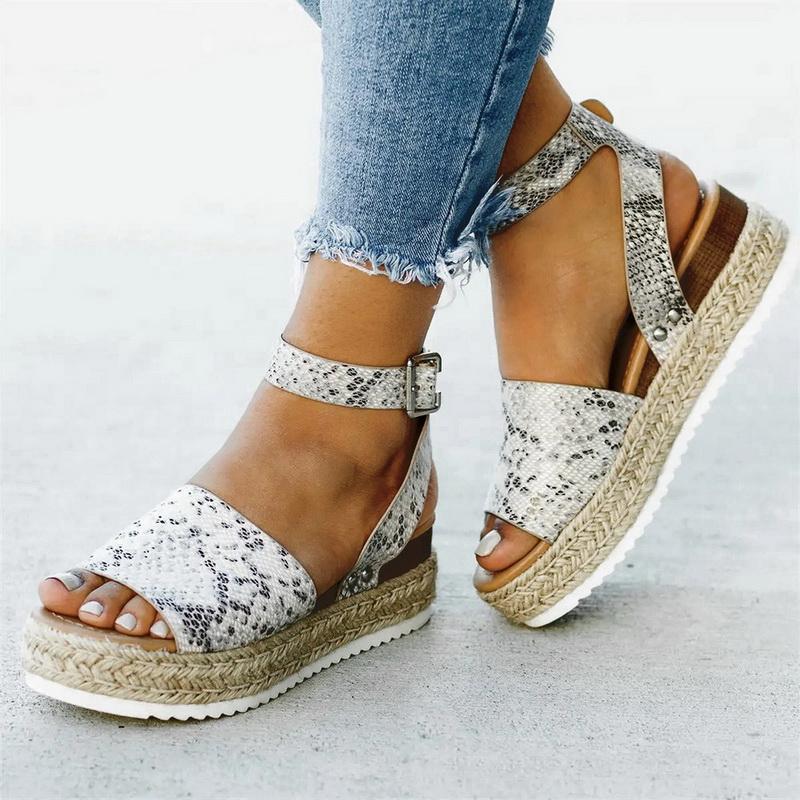 Looking For You Wedges - Pavacat