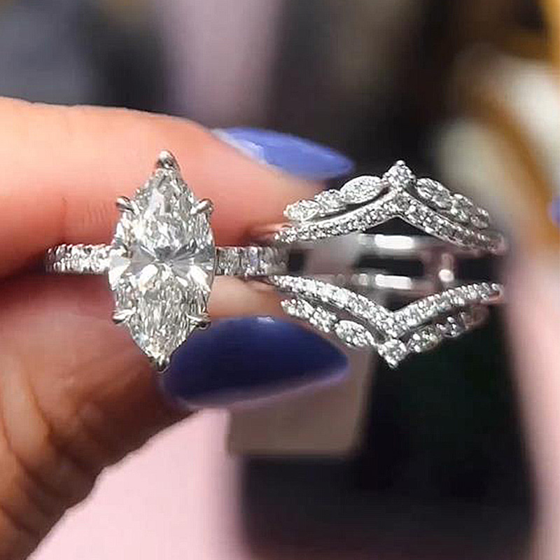 Beautifully Marquise Cut Insert Wedding Ring Set