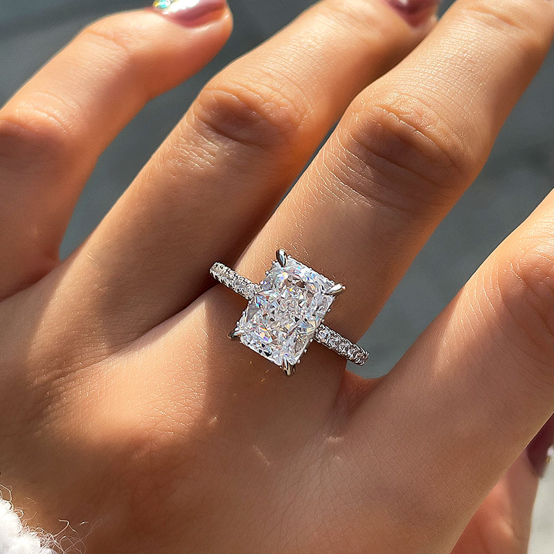 Close Up Of An Elegant Engagement Diamond Ring On Woman Finger Love And  Wedding Concept Stock Photo - Download Image Now - iStock