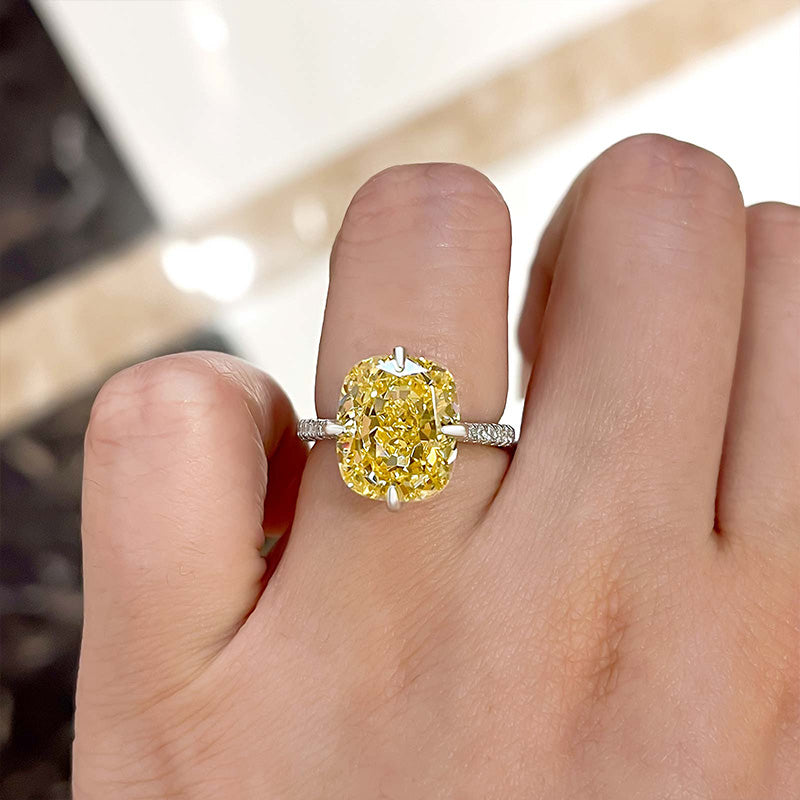 Yellow Sapphire – Fenton