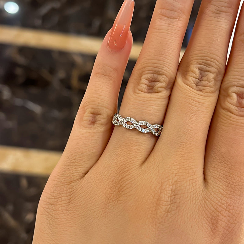 Women's infinity store wedding band