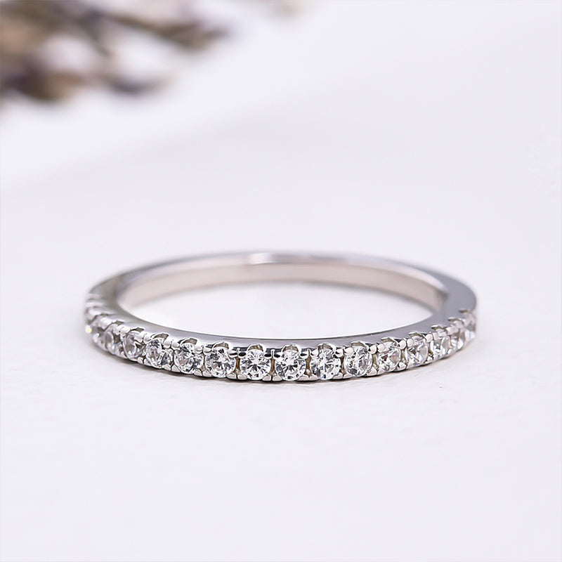 Who Is Supposed To Buy the Man's Wedding Band? – Martin Busch Jewelers
