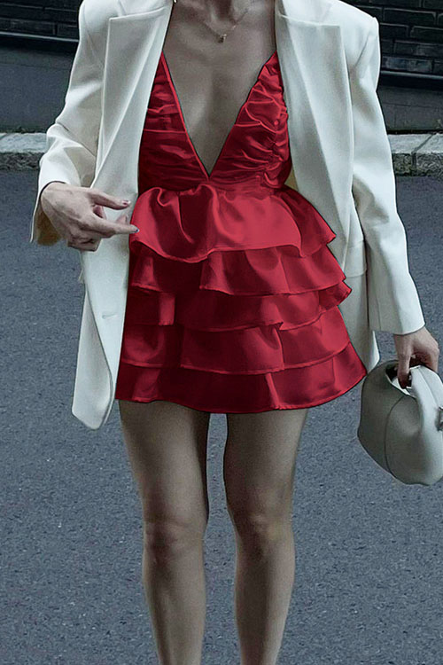 Deep V-neck diamond chain seaside leisure holiday style cake DRESS