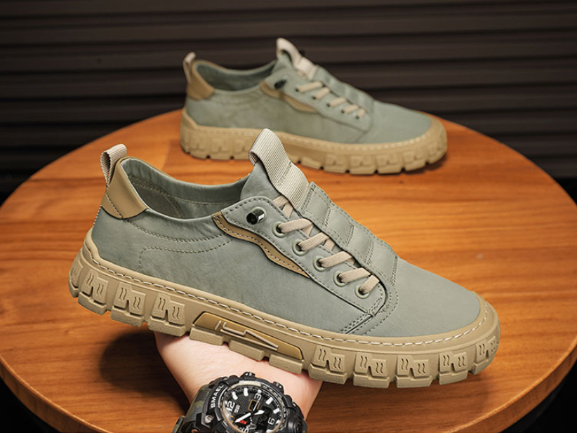 Fast14 sneakers