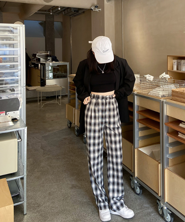 Women Straight Pants