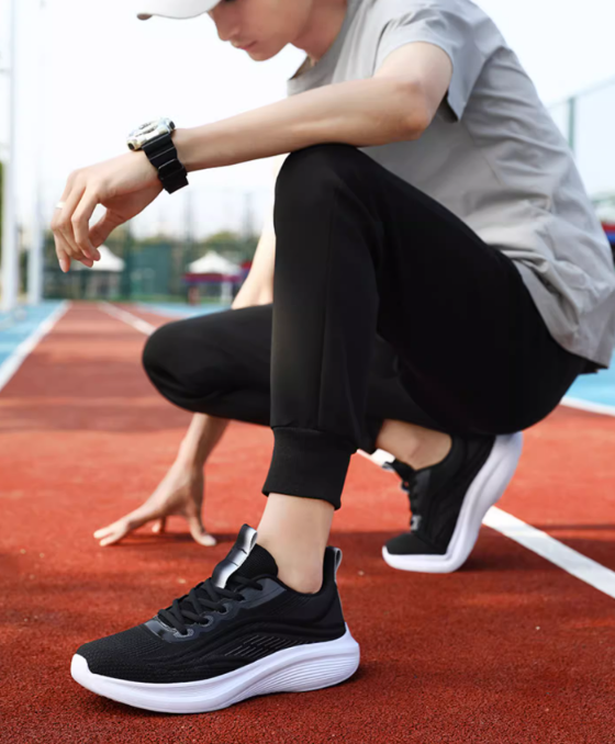 Ladies/Men Black Thin Shock Absorbing Sneakers