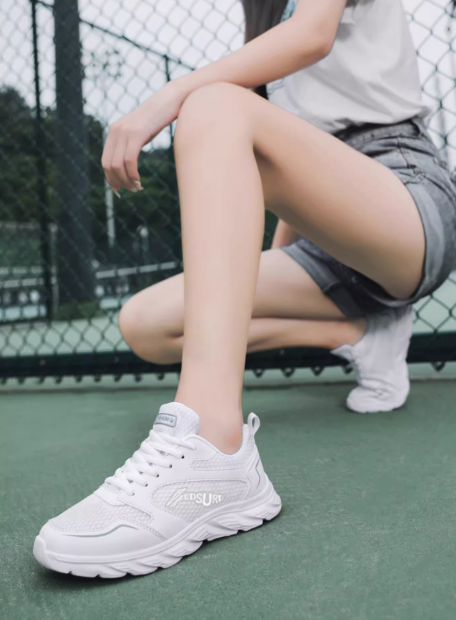 Snow Waite Breathable Sneakers