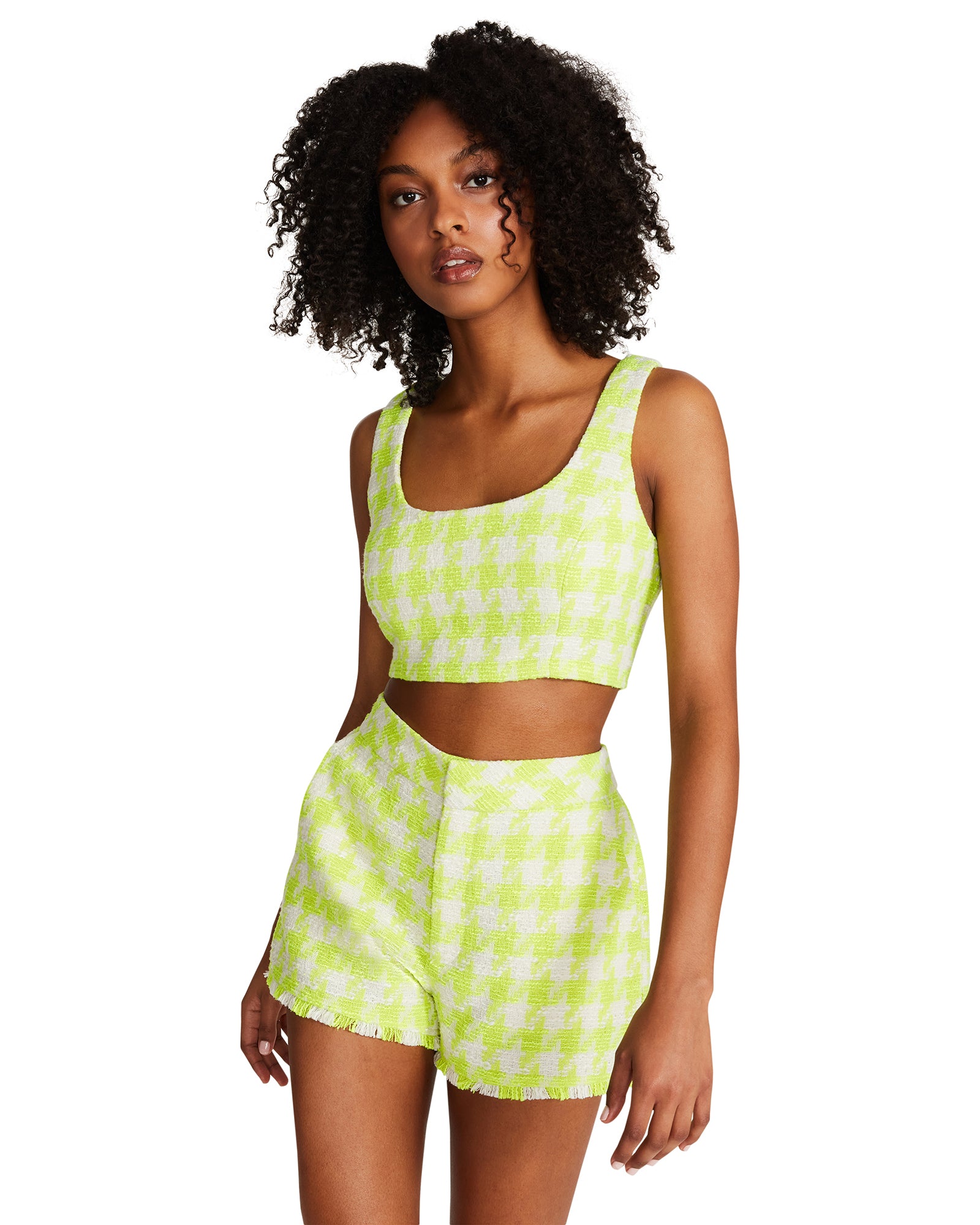 LIA SHORT LIME
