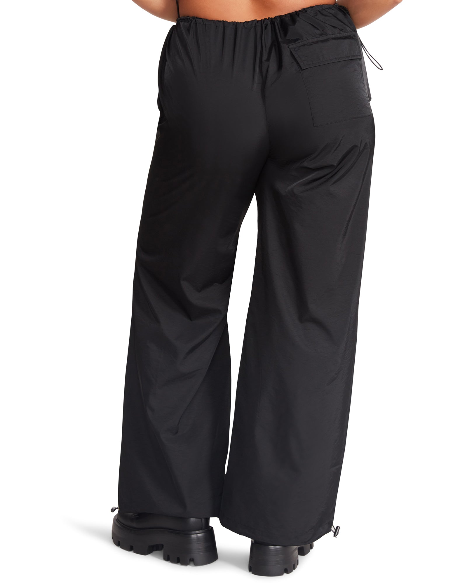 PIA PARACHUTE PANT BLACK