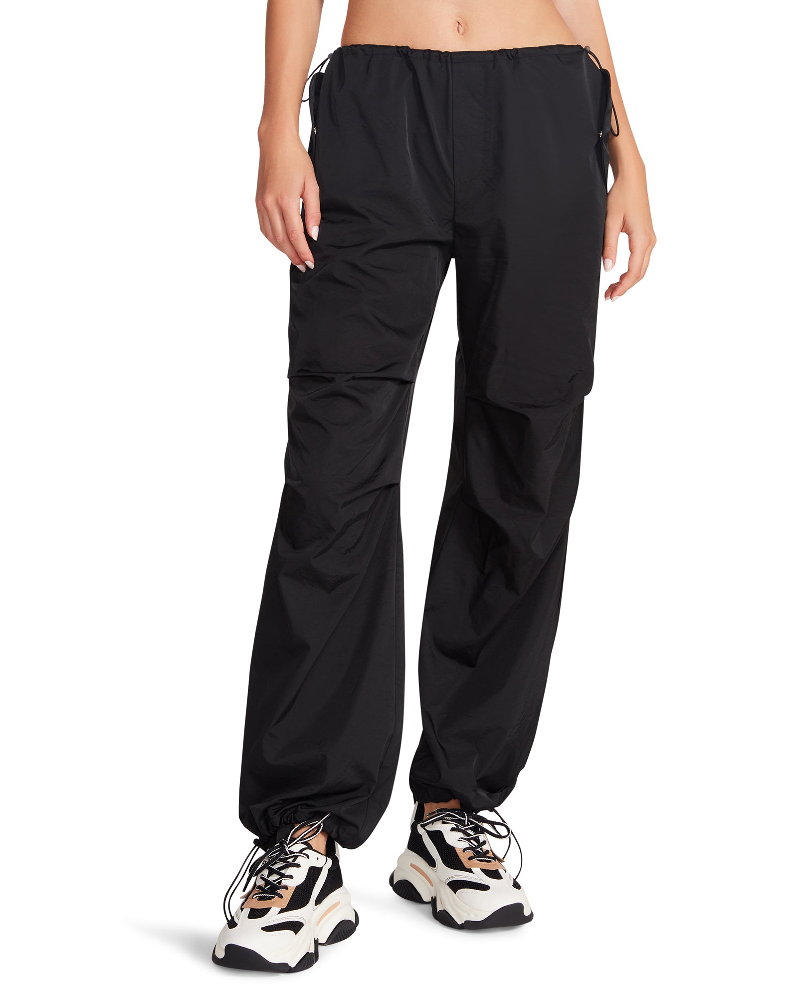 PIA PARACHUTE PANT BLACK