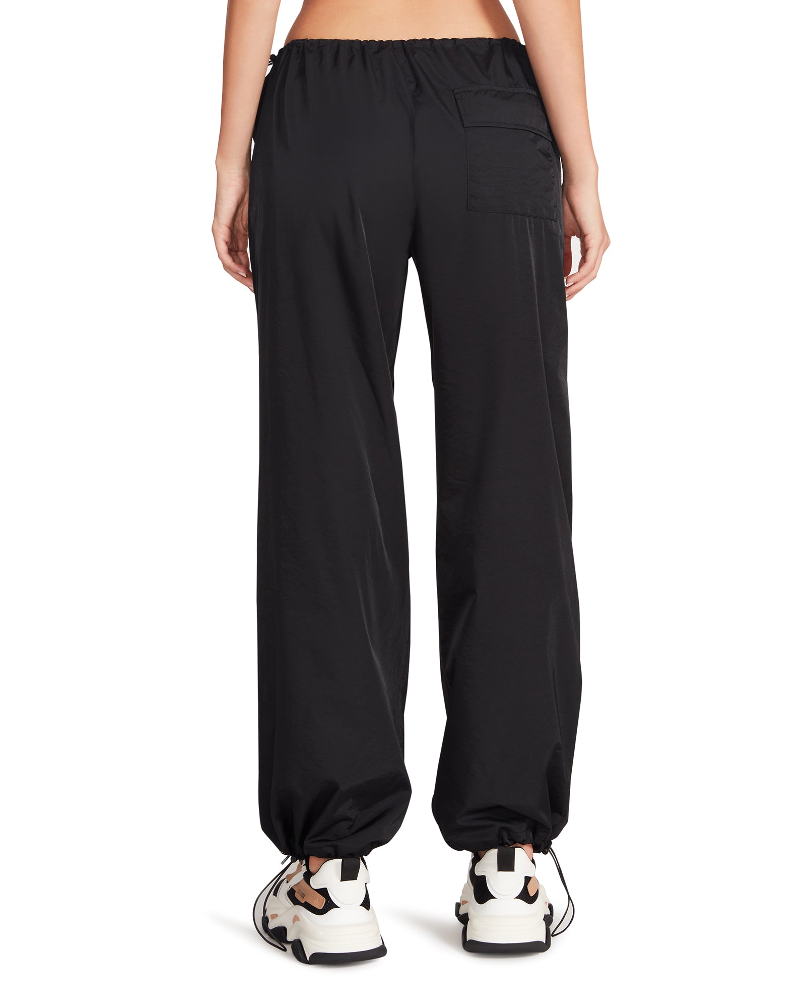 PIA PARACHUTE PANT BLACK